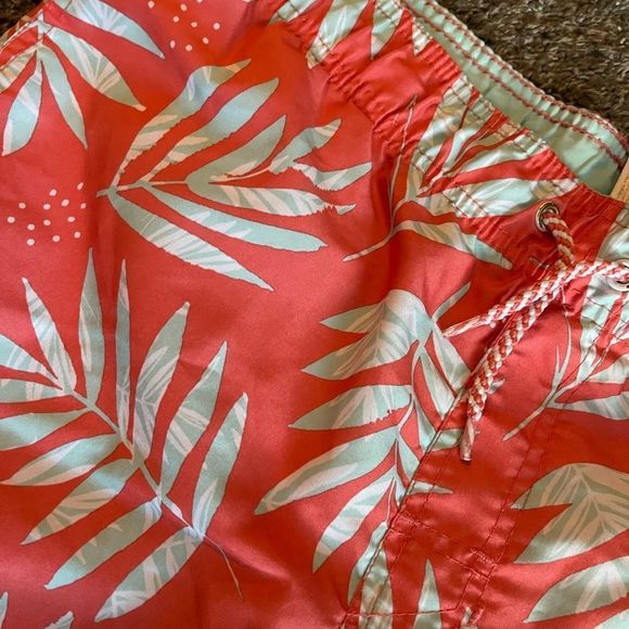Coral Swim Trunk 14/16 Husky Cat & Jack EUC - Picture 6 of 12